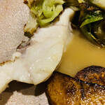 modest - 生姜ソースでサッパリと。