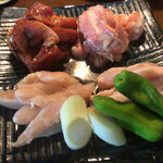 鶏炭焼き おはこ - 焼鳥（モモ、セセリ、ナンコツ、手羽）