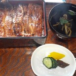 うなぎ割烹　玉勘 - なかなかいい絵面ですね♪