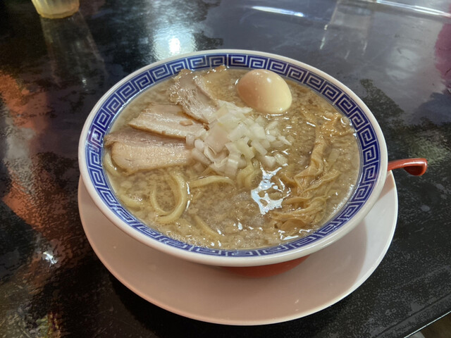 新潟発祥ラーメン なおじ 沖縄一号店 奥武山公園 ラーメン 食べログ