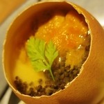 鬼怒川金谷ホテル - 金谷玉子（出し汁と黄身を混ぜ玉子ごと蒸して生うにを載せたもの）