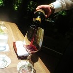 鬼怒川金谷ホテル - 肉料理を前に赤ワインに代えて。。。