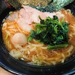 きたくり家 本店 - 醤油とんこつラーメン720円