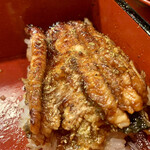 髙橋屋 - 山椒を振り、美味しくいただきました