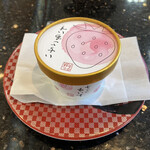 すし 銚子丸 - 季節のアイス（275円）