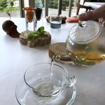 MAISON LAFITE - ◆ハーブティー・・お味は薄めですが、香りがいいですね。