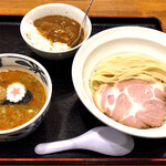 麺匠うえ田 - 濃厚とんこつ辛つけ麺  メチャカラ、茶碗カレー付き