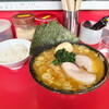 どんとこい家 - 料理写真:昼めしセット900円 チャーシュー2枚、のり5枚、味玉、ライス小