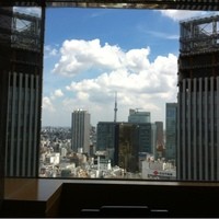 銀座アスター お茶の水賓館 - 席からのスカイツリー眺望
                