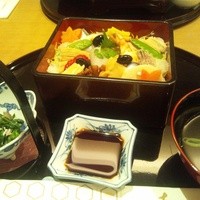 日本料理 吉備膳 - ちらしセット