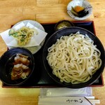 Teuchi Udon Sanaburi - 肉汁うどん