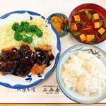 Miharuya - ヒレ味噌かつ定食
