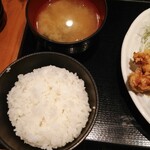 Karaage Shokudou Goichi - はーふ＆はーふ定食(塩唐揚げ、スタミナ唐揚げ)