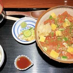 まんまみ～や - 海鮮ちらし丼