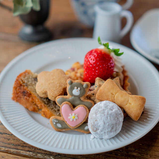 Oyatsu no Omise Yotsuba Jirushi