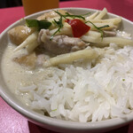 モモタイ - ミニグリーンカレー