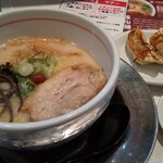 らあ麺ダイニング 為セバ成ル。カケル - 基味と餃子