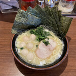 横浜家系ラーメン 極味家 - 