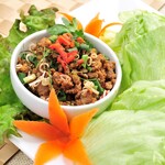 Bangkok Spice - A14. スパイシーな豚ひき肉のレタス包み