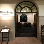 プラ デュ ジュール - 店舗入り口付近