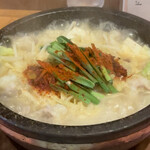 Okikusan - 石焼きもつ鍋ラーメン