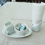 アルチザン・パティシエ・イタバシ - クリーム　砂糖　ナフキン