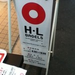 H・L BAGELS - 看板