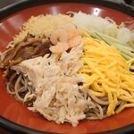 そば処丸松 - 冷やし花蕎麦650円　＋　大盛100円