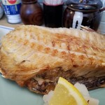 定食 美松 - 赤魚の表情。