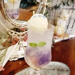 リトル ビレッジ カフェ - 