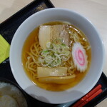 国見サービスエリア（下り線）レストラン - ラーメンはミニです^^;