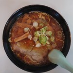 味乃やまびこ - 醤油ラーメン  750円