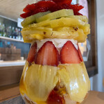 イロハズ・カフェ - 3人ぐらいで食べるといい量