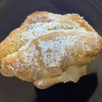 Boulangerie 粉桜 - 料理写真:クロワッサン　アマンド