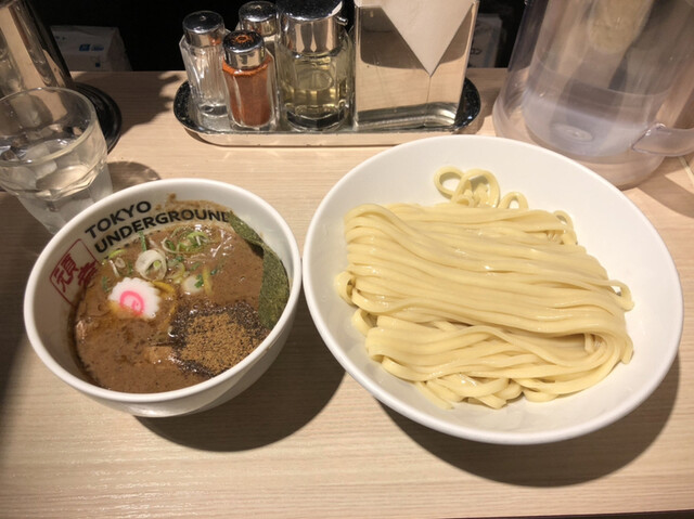 東京アンダーグラウンドラーメン 頑者 Tokyo Underground Ramen 頑者 池袋 つけ麺 食べログ 東京アンダーグラウンドラーメン 頑者 Tokyo Underground Ramen 頑者 池袋 つけ麺 食べログ