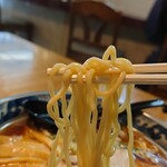 日の出食堂 - 加藤ラーメン製旭川ホワイト麺