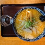 日の出食堂 - みそラーメン  650円