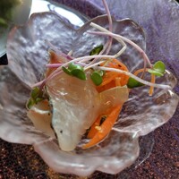 ラ ヴォワール - 前菜　鯛マリネ