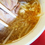 ラーメン二郎 - スープ
