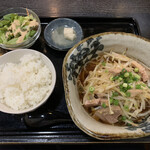 Chuugoku Shisem Menhanten Ittou - 麺定食(ネギチャーシュー麺)❗️