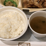 やよい軒 - せせりと鶏もものから揚げ弁当790円