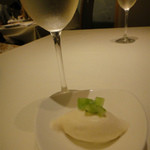 ヤマガタ サンダンデロ - 御口直しのソルベ。セロリ…だったかしら？？