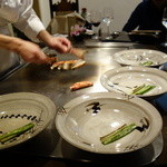 銀座うかい亭 - 焼きタラバガニ・九条葱焼