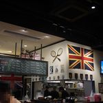 フットニック - 店内