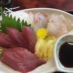 Harumi - マダカ、ヒラメ、近海マグロ、イカの珍味