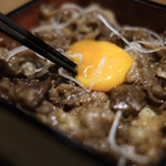 和牛それがし - 黒毛和牛すき焼き重