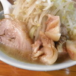 ラーメン富士丸 西新井大師店 - 豚さん