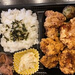 Sumibiyaki Tori Tori Taku - 鶏のからあげ弁当