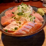 魚豊 - 海鮮三色丼 202105