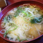 甚兵衛寿司 - ソイ？の味噌汁